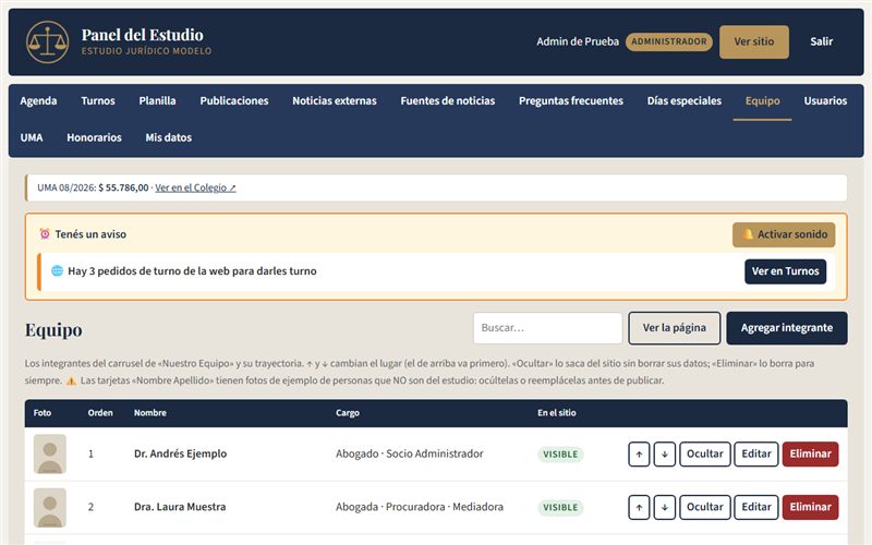 Lista del equipo con foto, orden, nombre, cargo y botones para editar
